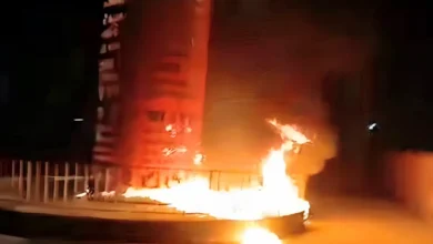 জুলাই স্মৃতিস্তম্ভে আগুন লাগানোর চেষ্টা নিষিদ্ধ সংগঠন ছাত্রলীগের