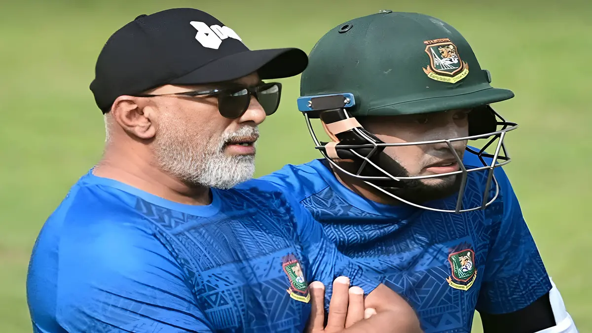মুশফিকুর রহিমের জন্য হাথুরুসিংহের বার্তা