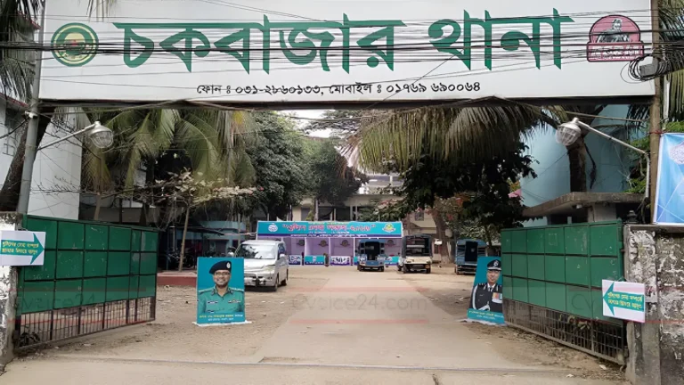 থানার ব্যারাকের টয়লেট থেকে এএসআই অহিদুর রাহমানের ঝুলন্ত মরদেহ উদ্ধার