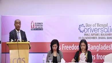 সাংবাদিক নিবর্তনের জন্য রাষ্ট্র অনেক রকম পথ খোলা রেখেছে