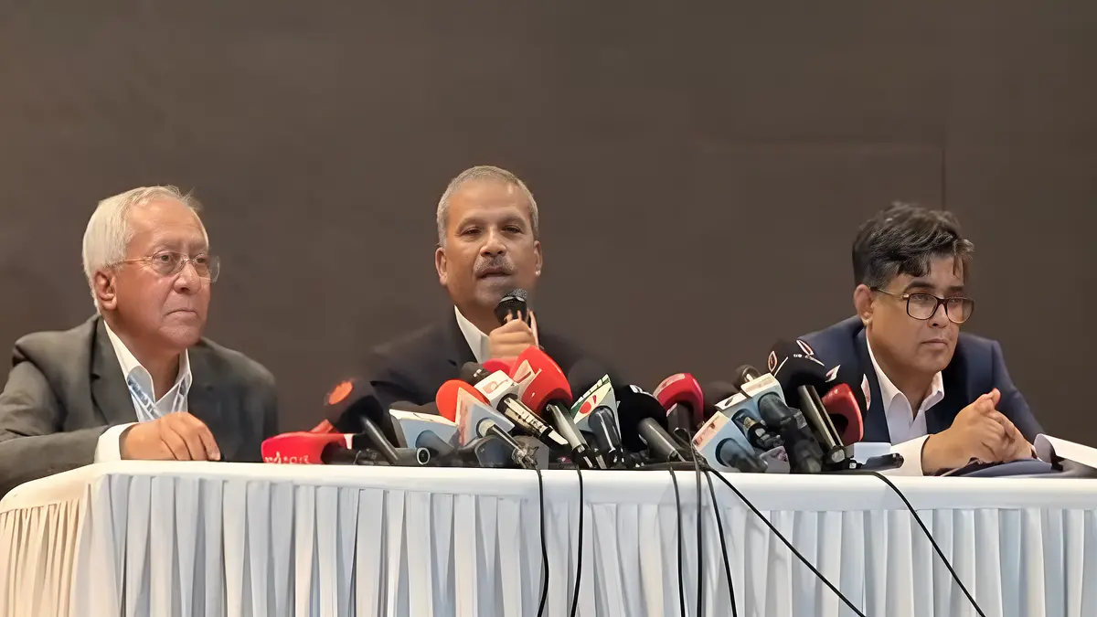 গণভোটে প্রশ্ন থাকবে একটিঃ আইন উপদেষ্টা