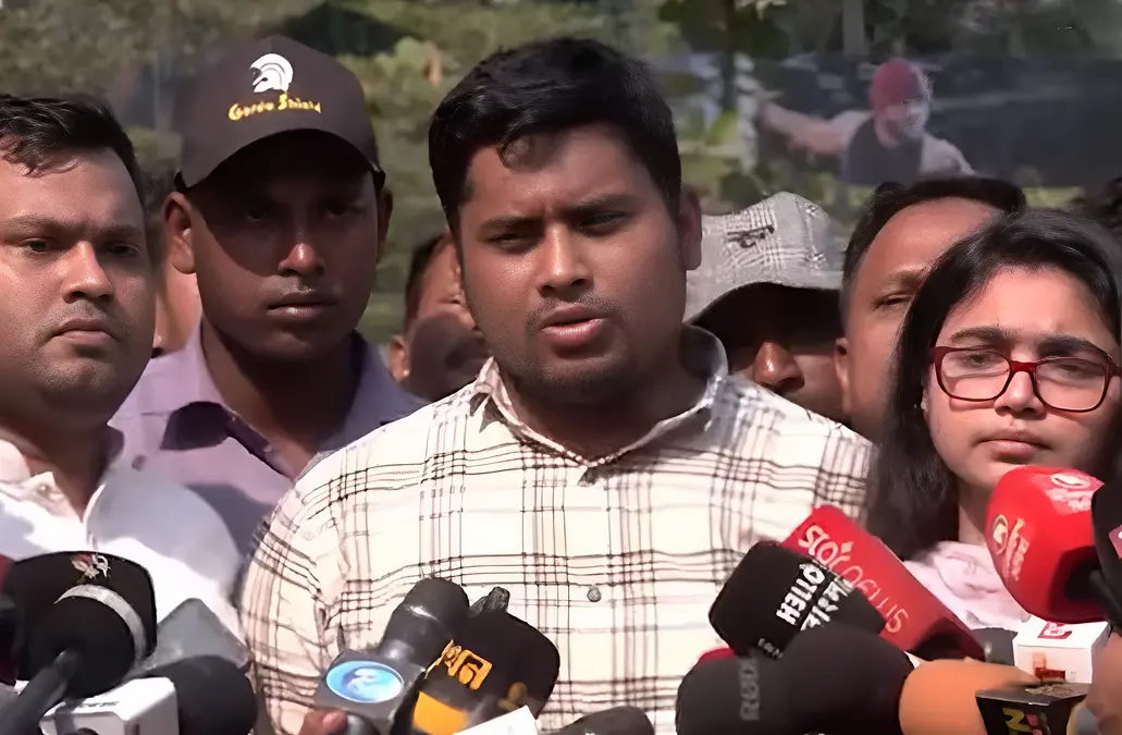 হাসিনার ফাঁসি দেখা পর্যন্ত আল্লাহ যেন উনাকে বাঁচিয়ে রাখেন