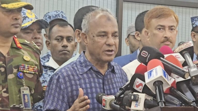 আইনশৃঙ্খলা নিয়ন্ত্রণে দায়িত্বে থাকা সেনাসদস্যের সংখ্যা কমছে না