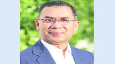 আপনাদের চারপাশে গুপ্ত স্বৈরাচার ওত পেতে আছে