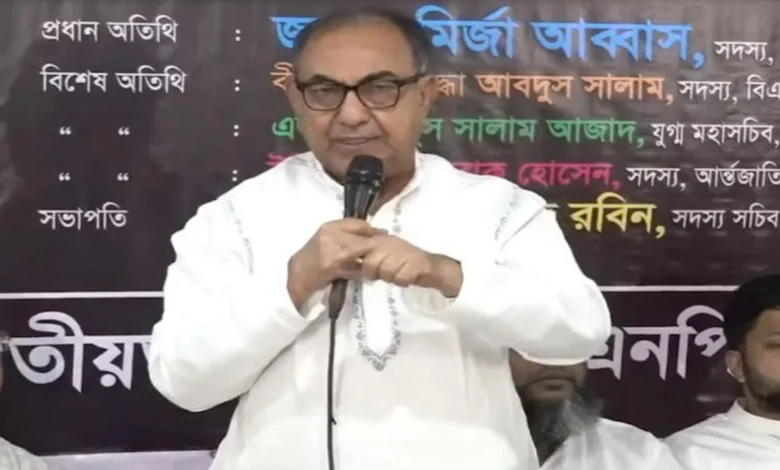 সরকার তা-ই করে, দুই দল যা-ই বলে