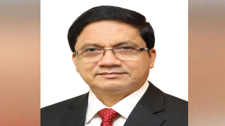 অর্থ পাচার মামলায় সাবেক ব্যাংক পরিচালক গ্রেপ্তার