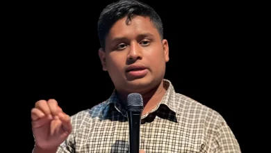 অগ্নিসন্ত্রাসের প্রতিবাদে মিছিলের ডাক হাসনাতের