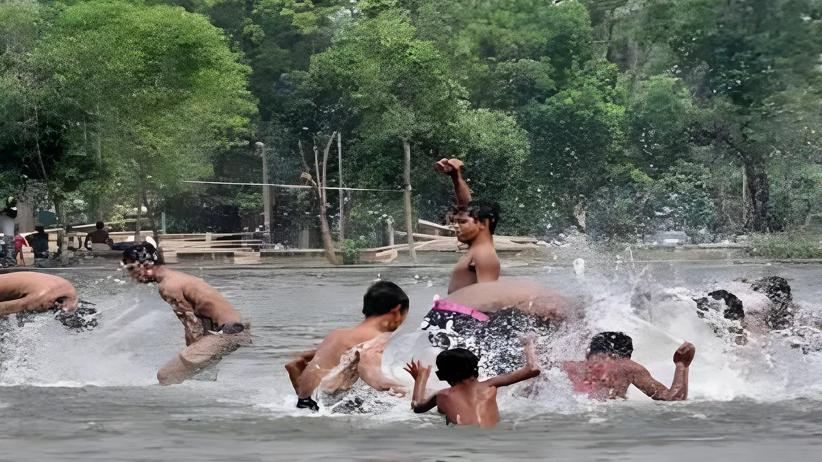জুম্মার দিনে কি গোসল না করলে গুনাহ হবে?