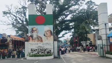 বেনাপোলে আটকা ১৫০ ট্রাক, দৈনিক লোকসান ৩ লাখ টাকা