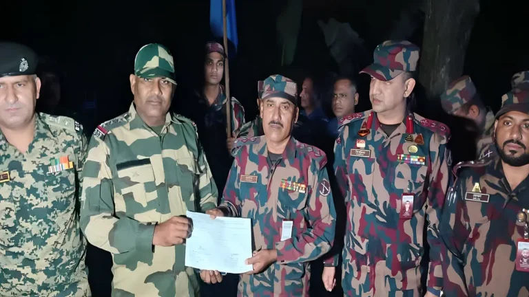 সোনালী খাতুনকে বিএসএফের কাছে হস্তান্তর করল বিজিবি