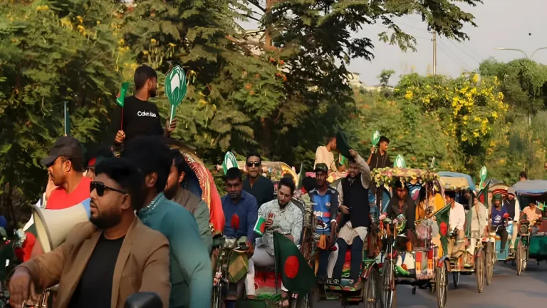বিজয়ের মাসে এনসিপির রিকশা র‌্যালি