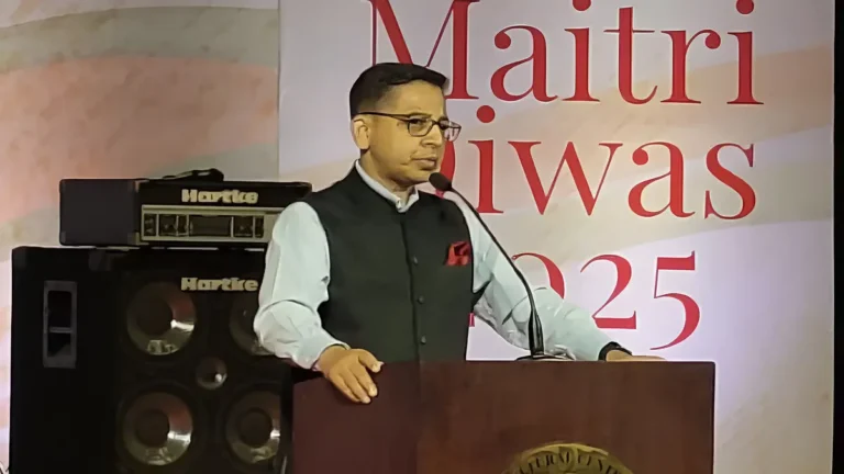 পারস্পরিক বোঝাপড়ার মধ্য দিয়েই ভারত-বাংলাদেশের সম্পর্ক এগিয়ে নিতে চায়