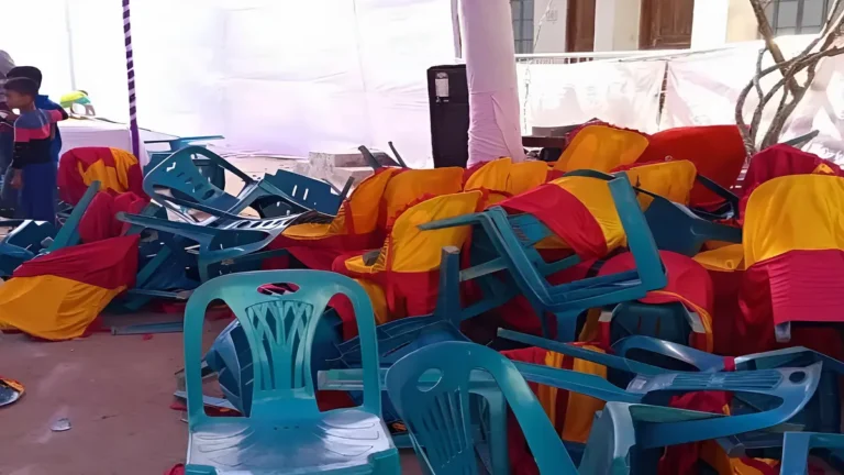 উপদেষ্টা আসিফ মাহমুদের অনুষ্ঠানে হামলা-ভাঙচুর