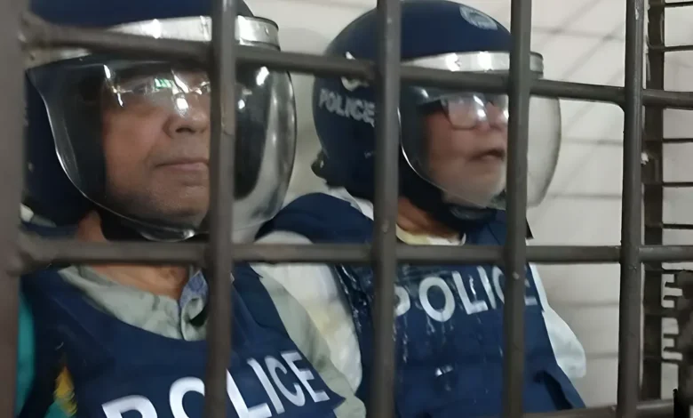 ট্রাইব্যুনালে নেয়া হলো সালমান এফ রহমান-আইনমন্ত্রী আনিসুলকে