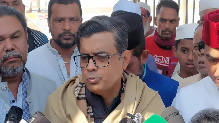 নিষিদ্ধ আওয়ামী লীগের কোনভাবেই নির্বাচনে আসার সুযোগ নেই