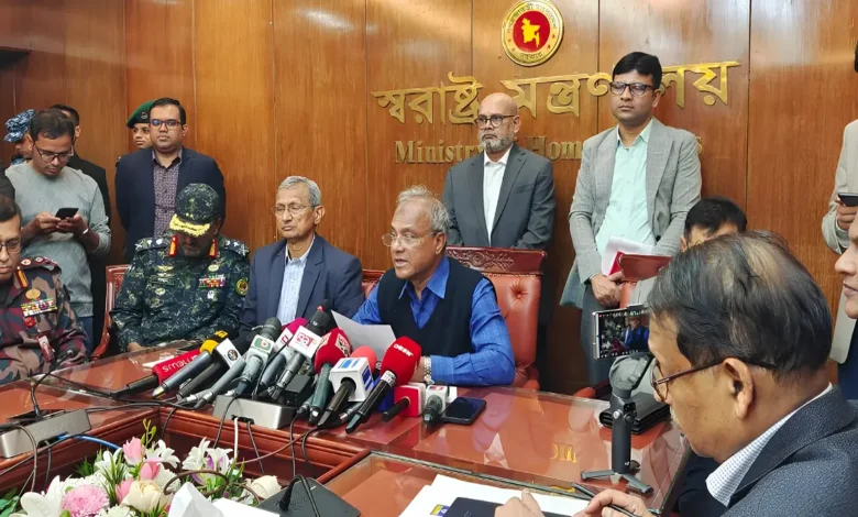 প্রার্থীরা চাইলে অস্ত্রের লাইসেন্স দেওয়া হবে