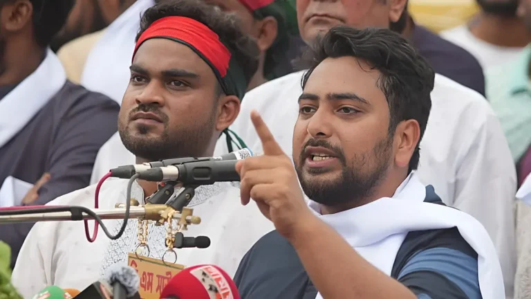 এই অথর্ব নির্বাচন কমিশনের অধীনে সুষ্ঠু নির্বাচন সম্ভব নয়