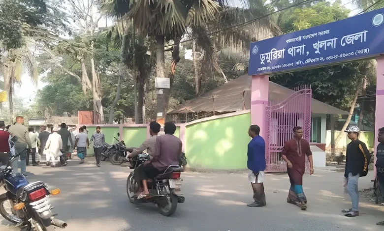 আ’লীগ নেতাকে ছাড়াতে থানায় বিএনপি নেতাকর্মীরা