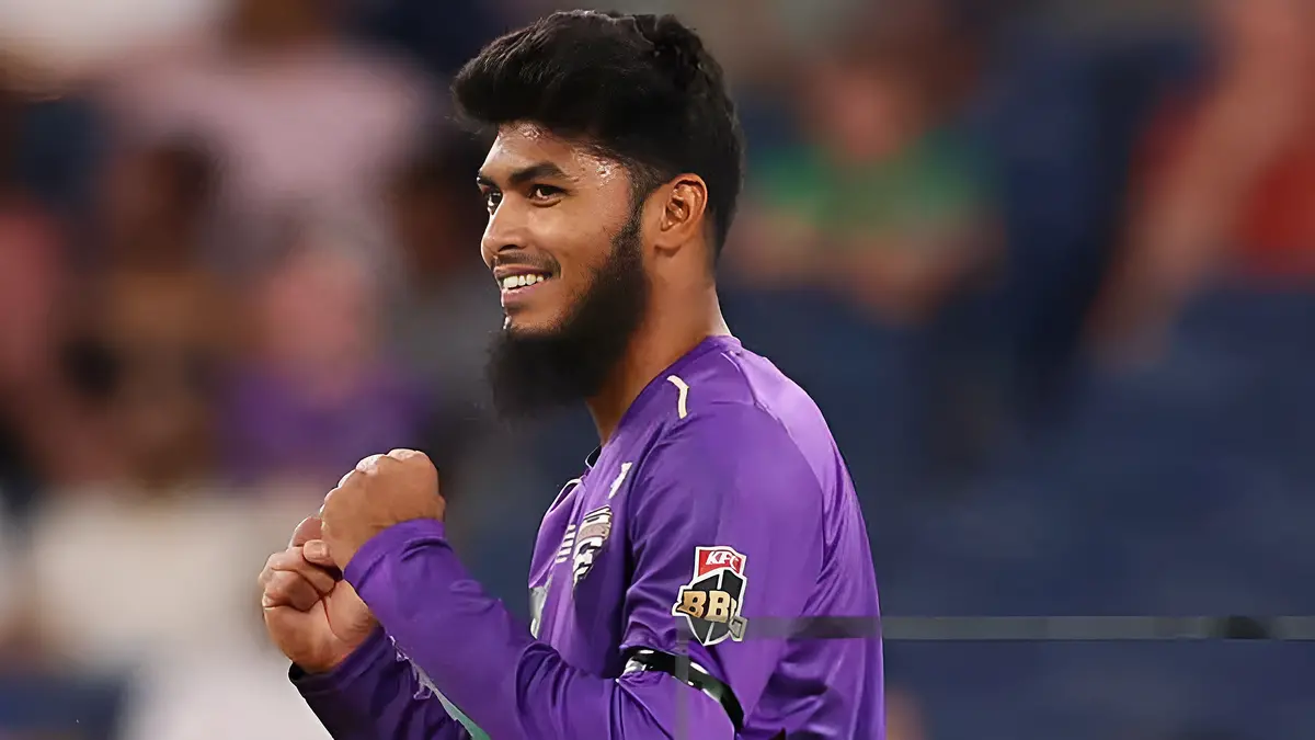 বিগ ব্যাশে রিশাদের জোড়া উইকেট