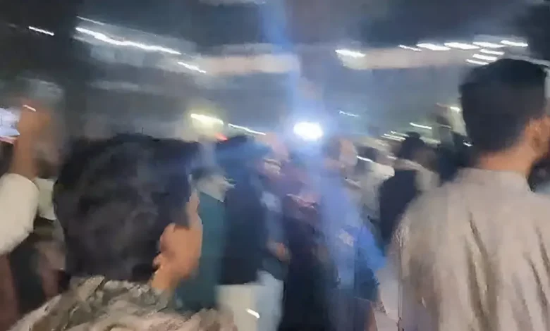 হাদির মৃত্যু, ঢাকাজুড়ে ছাত্র-জনতার বিক্ষোভ