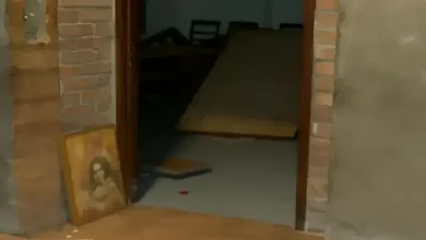ছায়ানট ভবনে ভাঙচুর-আগুন
