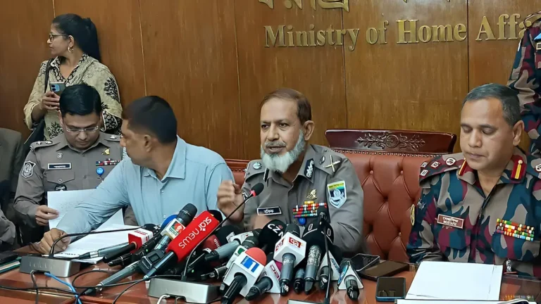 হাদির হত্যাকারী সম্পর্কে সুনির্দিষ্ট তথ্য নেই