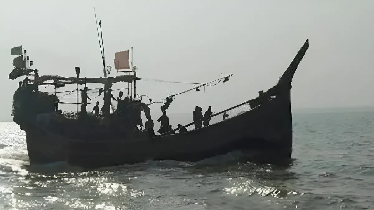 ১৩ জন বাংলাদেশি জেলেকে ধরে নিয়ে গেছে আরাকান আর্মি