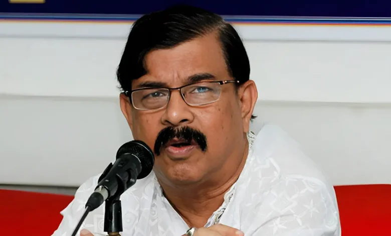 যে কারণে নির্বাচনে অংশ নিতে পারবেন না মাহমুদুর রহমান মান্না