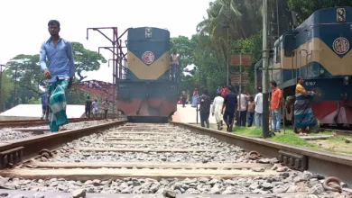 ট্রেনে কাটা পড়ে নানি–নাতনিসহ তিন নারী নিহত