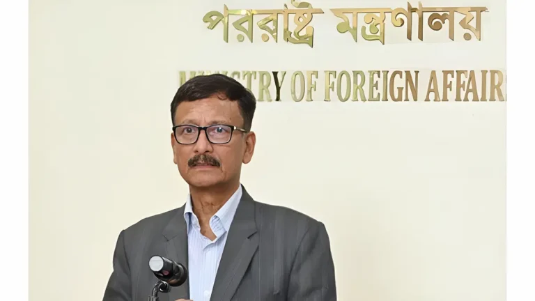 অন্তর্বর্তীকালীন সরকার কারও পক্ষে নয়