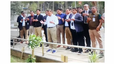পিলখানায় শহীদদের কবর জিয়ারত করলেন তারেক রহমান