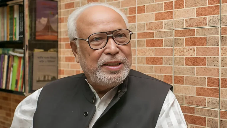 নির্বাচন থেকে সরে দাঁড়ানোর ঘোষণা দিলেন কাদের সিদ্দিকী