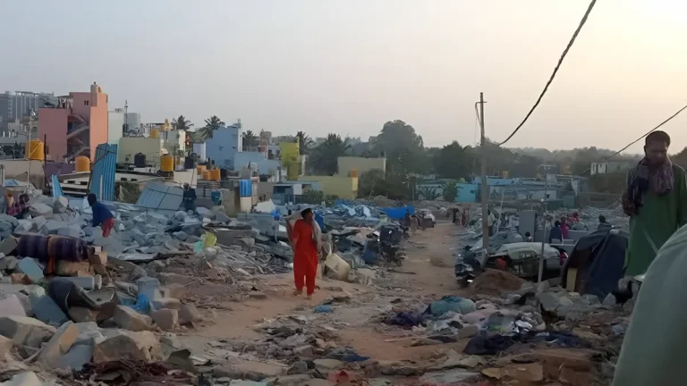 ভারতে প্রচণ্ড শীতে শেষ রাতে গুঁড়িয়ে দেয়া হলো ৪০০ মুসলিম পরিবারের ঘর