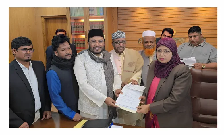 মনোনয়ন জমা দিলেন এবি পার্টির মজিবুর রহমান মঞ্জু