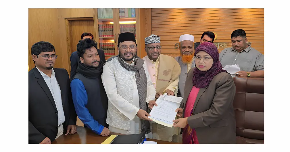 মনোনয়ন জমা দিলেন এবি পার্টির মজিবুর রহমান মঞ্জু