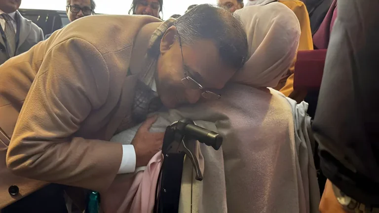 মাকে নিয়ে  তারেক জিয়ার আবেগঘন পোস্ট