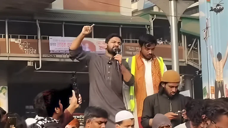 উপদেষ্টারা শাহবাগে না আসা পর্যন্ত স্থান ছাড়ব না