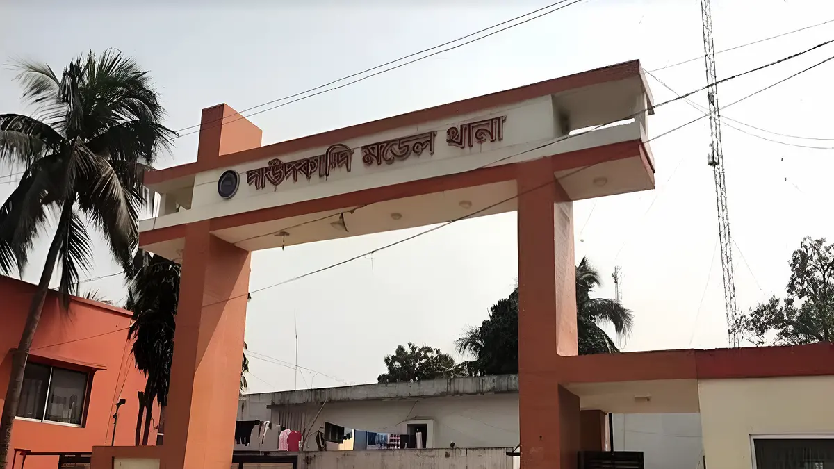থানা থেকে লুট হওয়া ২২ অস্ত্র এখনো উদ্ধার হয়নি