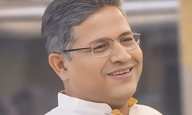 ব্যবসা বেড়েছে ফরিদপুর-৪ আসনের বিএনপি মনোনীত প্রার্থী শহিদুলের