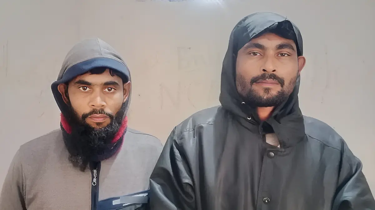 জমি বিক্রির টাকা না দেওয়ায় বাবা-মাকে মারধর করে জ্যান্ত কবরের চেষ্টা