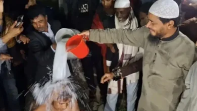 দুধ দিয়ে গোসল করে দলবলসহ জামায়াতে যোগ দিলেন বিএনপি নেতা