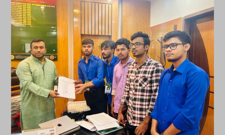 যশোর পলিটেকনিক শিক্ষার্থীদের প্রধান উপদেষ্টা বরাবর স্মারকলিপি প্রদান