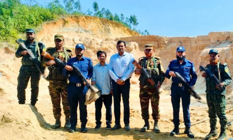 লামায় অবৈধভাবে বালু উত্তোলনের অপরাধে ১ জনকে ৬দিনের জেল, বালুসহ ট্রাক জব্দ