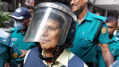 সাবেক সচিব শহীদ খানের দেশত্যাগে নিষেধাজ্ঞা