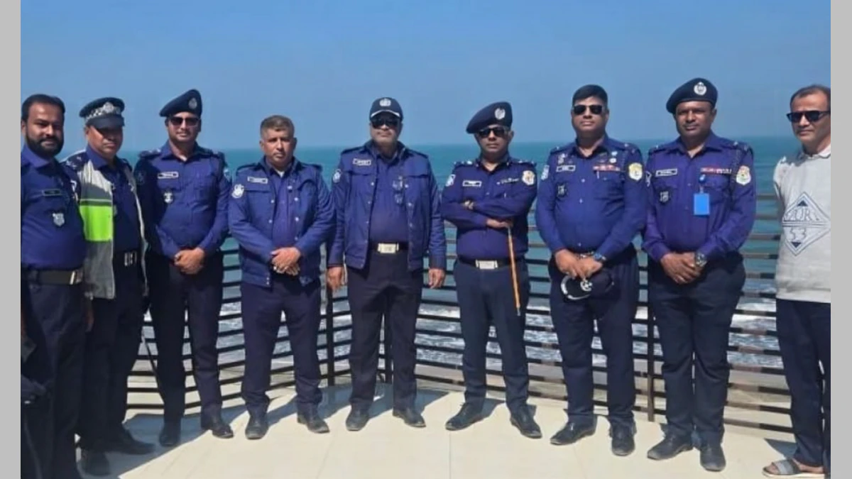 সেন্টমার্টিন ভ্রমণে ভুয়া ট্রাভেল এজেন্সির প্রতারণা ট্যুরিস্ট পুলিশের অভিযানে উদ্ধার ৮ লাখ টাকা