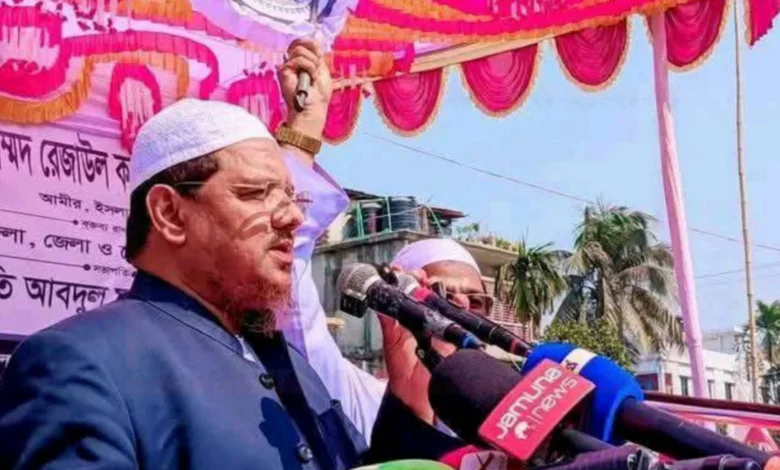 দাঁড়িপাল্লার এক পাল্লায় আমেরিকা, অন্য পাল্লায় ভারত: চরমোনাই পীর