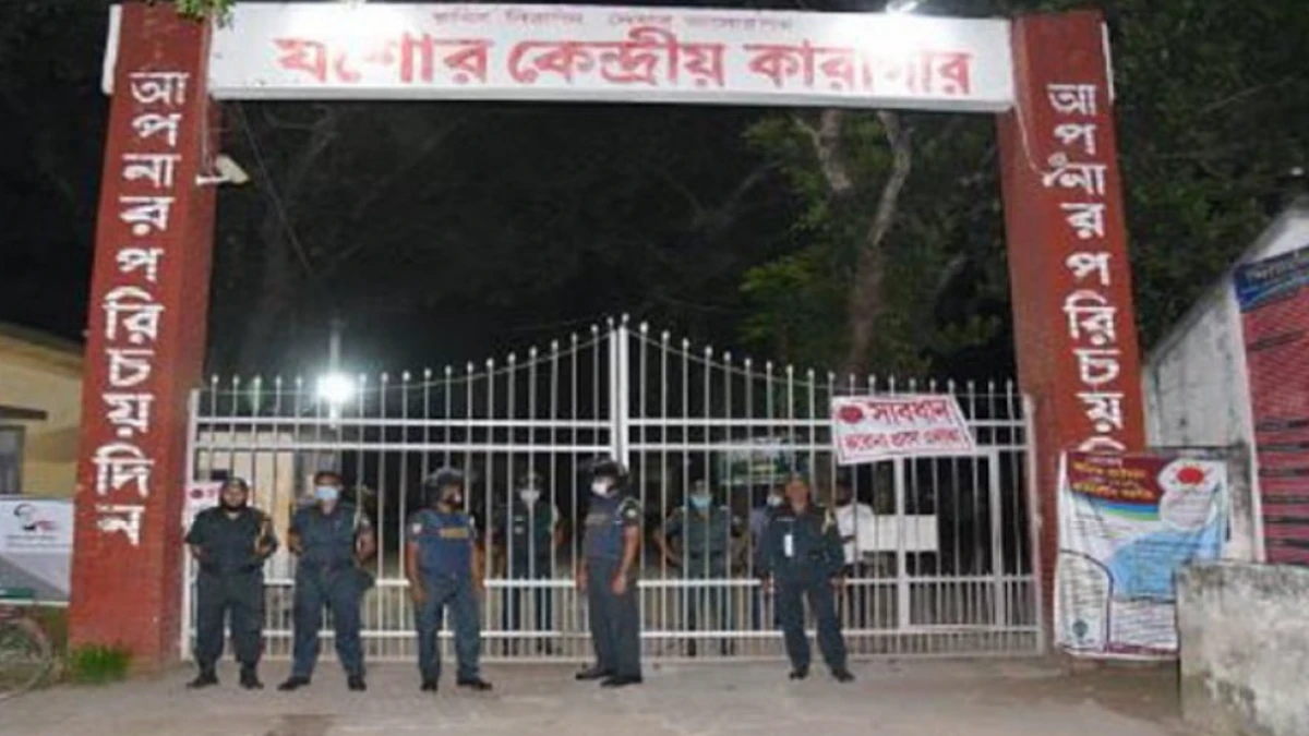 যশোর কারাগারে পোস্টাল ব্যালটে ভোটাধিকার প্রয়োগ করলেন ১০০ বন্দি