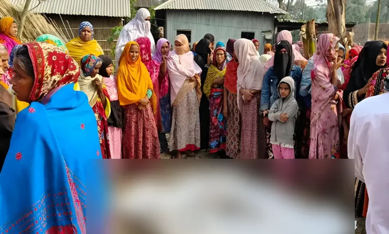 অগ্নিকাণ্ডে মেয়েকে বাঁচাতে গিয়ে মারা গেলেন মা