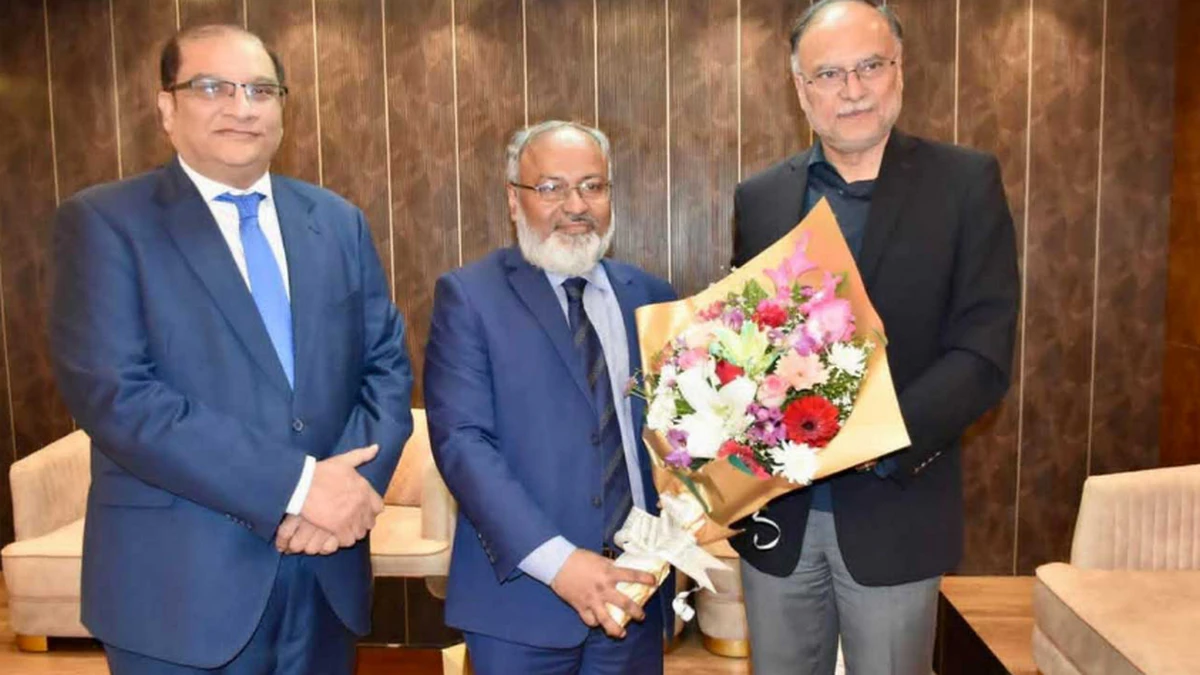 শপথ অনুষ্ঠানে যোগ দিতে ঢাকায় পা‌কিস্তানের মন্ত্রী