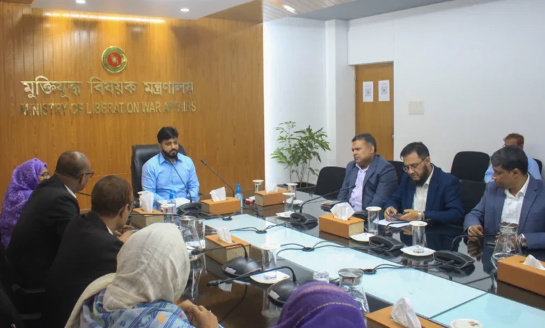 মজুদদার ও বাজার সিন্ডিকেটের বিরুদ্ধে ‘যুদ্ধ’ ঘোষণা প্রতিমন্ত্রী ইশরাক হোসেনের